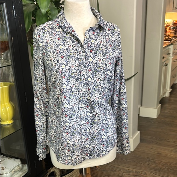 Liberty for J.Crew Floral Button-Down Shirt - Size 6 flower 🌸 - Picture 1 of 5